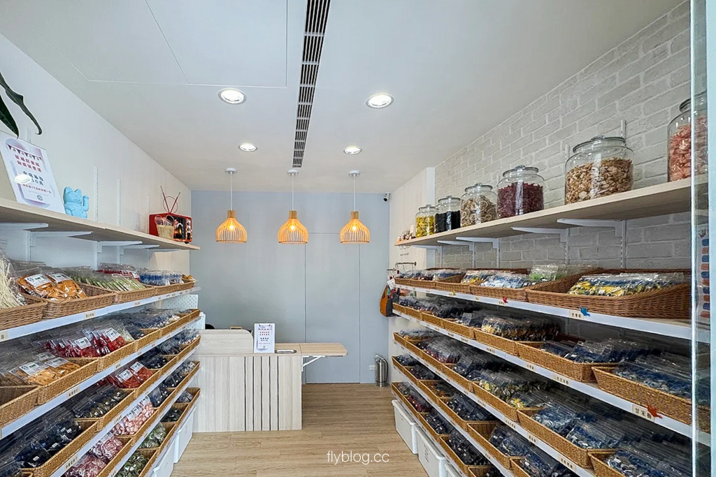 台南北區｜汪福記蜜餞．甘宋梅創始店！200+種人氣蜜餞，台南果乾伴手禮推薦 @飛天璇的口袋