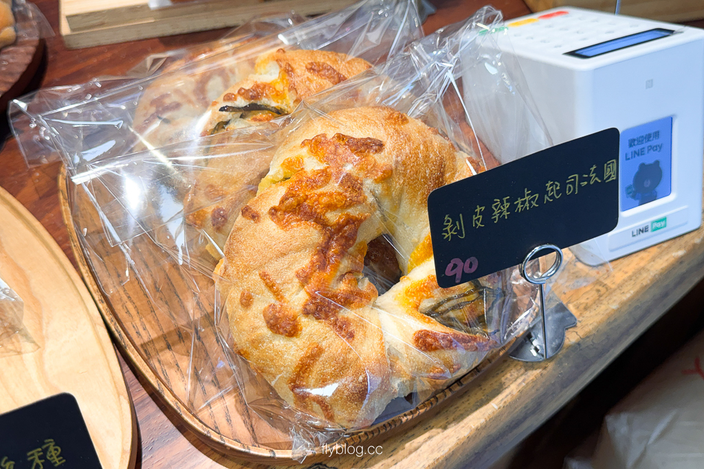台中南屯｜45’s bakery．臨近南屯好市多，世界麵包大賽冠軍 @飛天璇的口袋