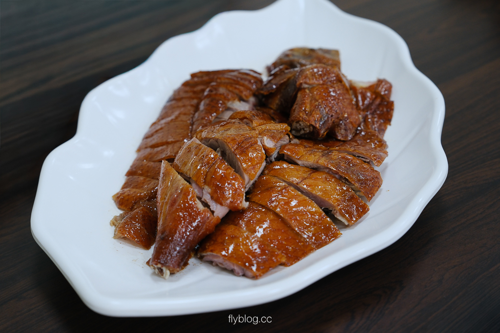 南投竹山｜以鵝傳鵝．紫南宮周邊隱藏版美味，多汁燒鵝、澎湃海鮮米粉湯讓人驚艷 @飛天璇的口袋