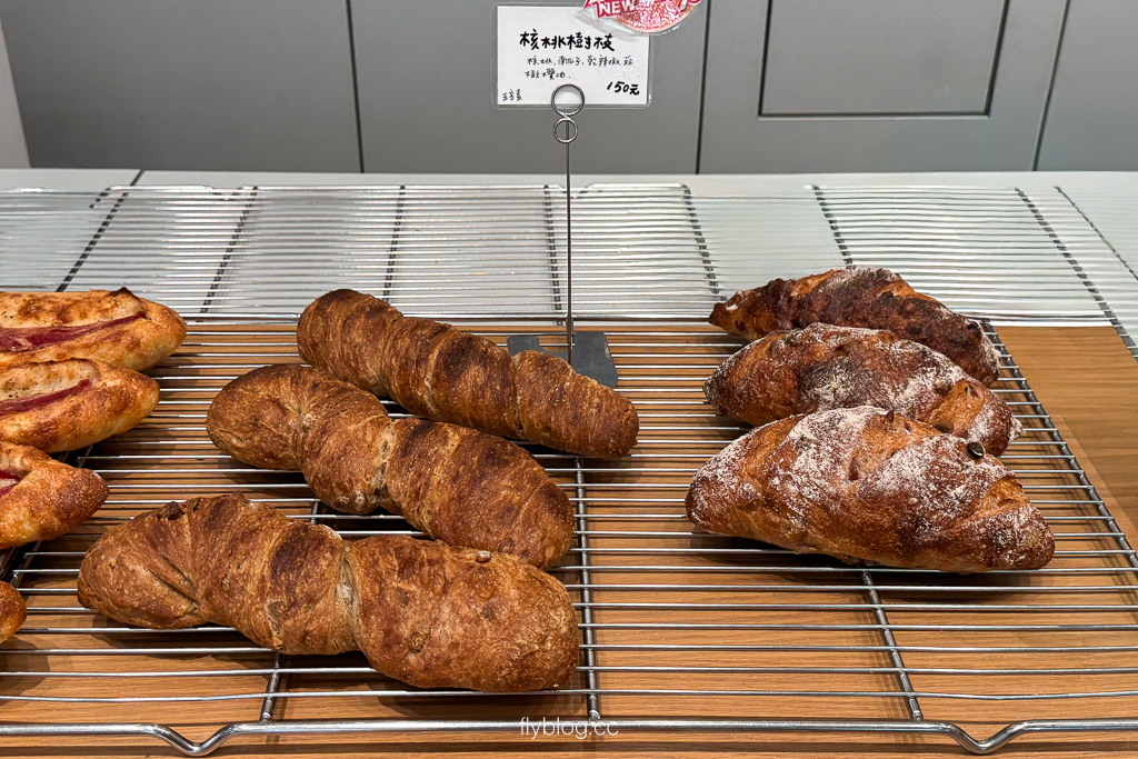 台中西區｜麥嵐綺麵包 M&eacute;langer Bakery．野上智寬旗下麵包店，推薦歐式麵包和日式麵包 @飛天璇的口袋