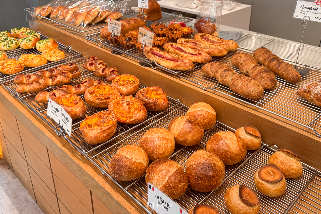 台中西區｜麥嵐綺麵包 M&eacute;langer Bakery．野上智寬旗下麵包店，推薦歐式麵包和日式麵包 @飛天璇的口袋