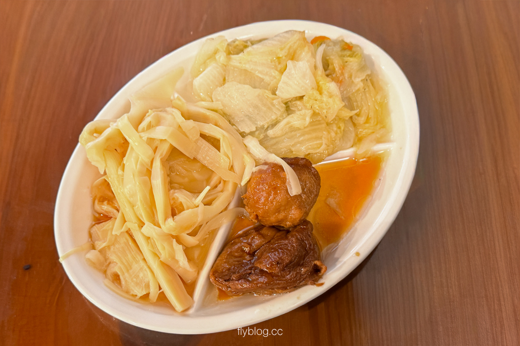 台中太平｜只有爌肉飯．太平排隊爌肉飯，乾淨衛生、料好味美！ @飛天璇的口袋