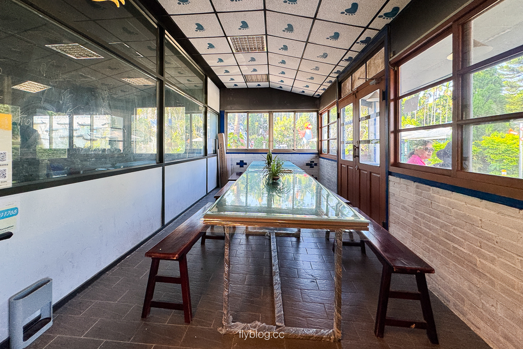 南投美食｜赤腳精靈窯烤麵包．139縣道景觀餐廳，窯烤麵包、下午茶、遛小孩好去處 @飛天璇的口袋