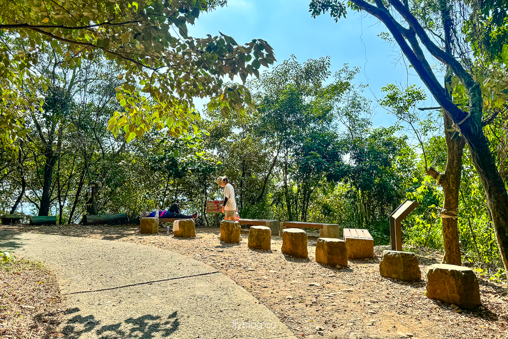 彰化社頭｜七千一長青步道．橫山海拔443公尺，八卦山脈的最高峰，台灣小百岳編號48號 @飛天璇的口袋