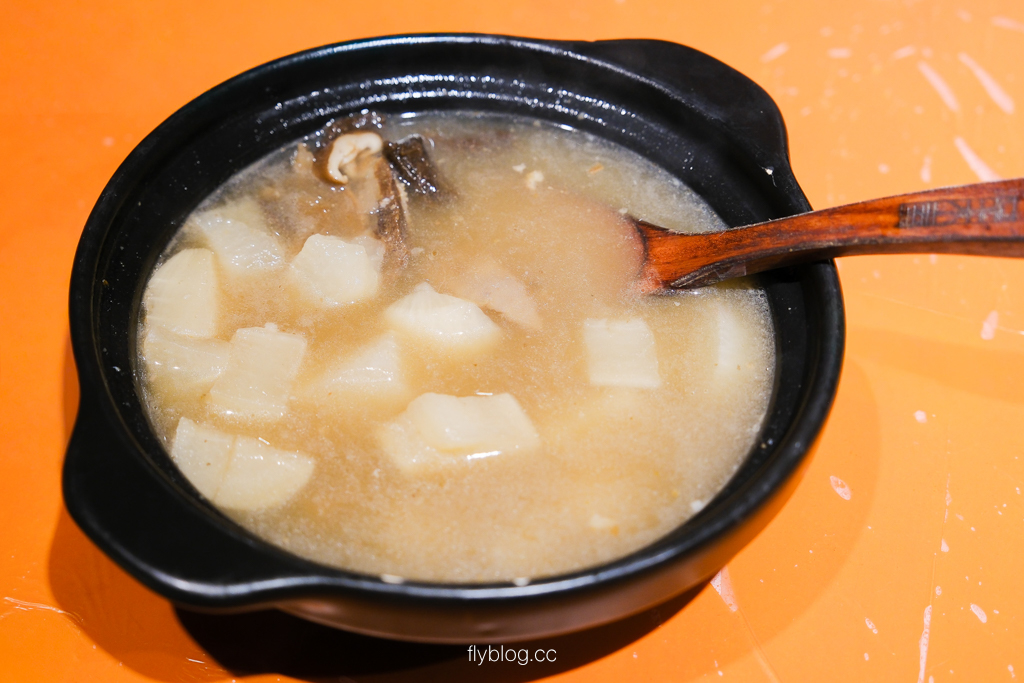 南投魚池｜阿爸食堂．日月潭的三合院古厝，古早味無菜單料理 @飛天璇的口袋