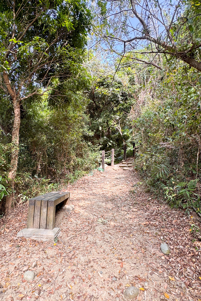 台中豐原｜蜈蚣崎登山步道：690m緩坡卵石步道、林蔭小徑，親子健行首選 (附停車廁所資訊) @飛天璇的口袋