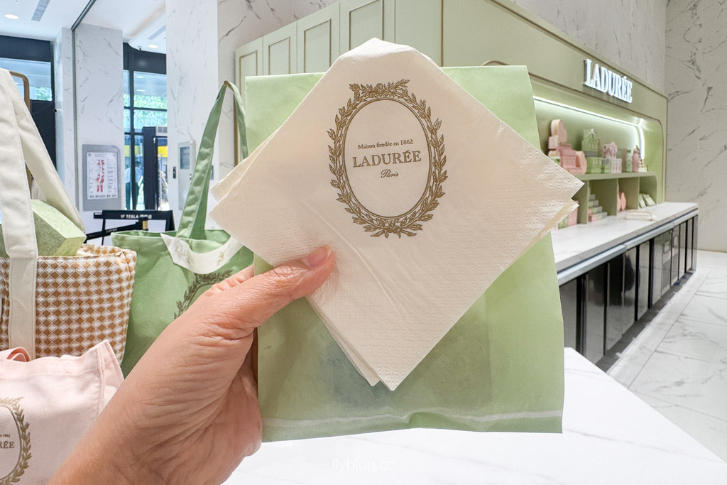台中北屯｜Ladur&eacute;e 漢神洲際店．巴黎的百年甜點名店，法國馬卡龍第一品牌 @飛天璇的口袋