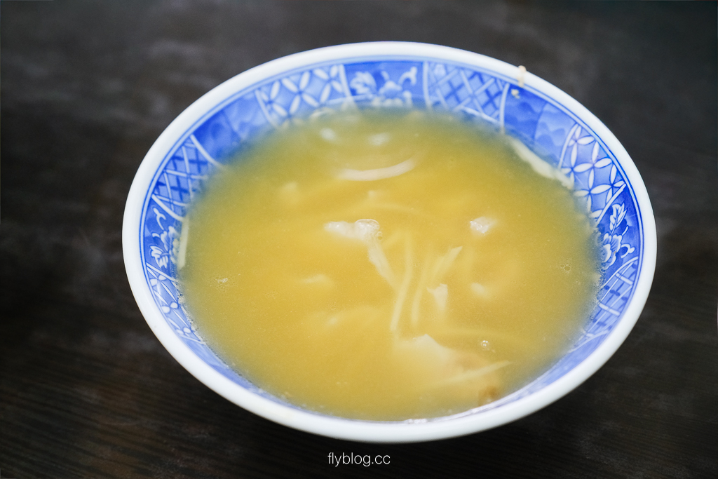 台中中區｜聰明擔仔麵(成功路)．喜歡爌肉飯的一定知道，不過個人更推薦擔仔麵 @飛天璇的口袋