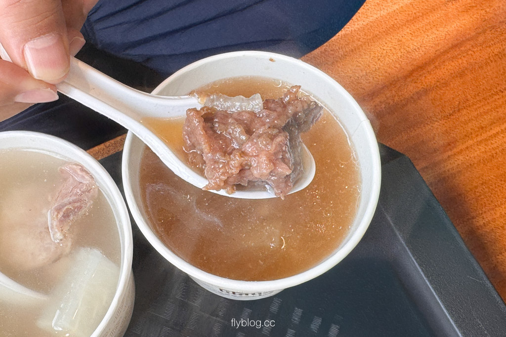 台中西屯｜雨霖廚房．50+道經典自助餐菜色，中科商圈新開幕每天吃不膩 @飛天璇的口袋