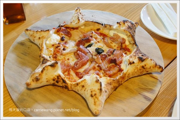 【台中義大利麵】鏟子義大利餐廳。可愛的派大星披薩很好吃！ @飛天璇的口袋