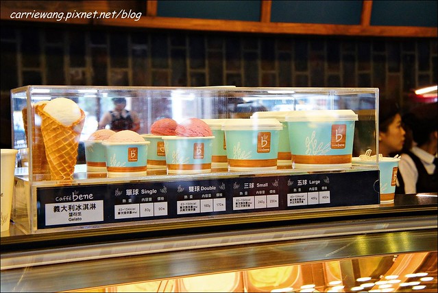 【台中下午茶】Caffé bene。韓國第一連鎖品牌咖啡館進駐台中，環境寬敞舒服，刨冰很吸睛(4/22開始試賣，5/6正式開幕) @飛天璇的口袋