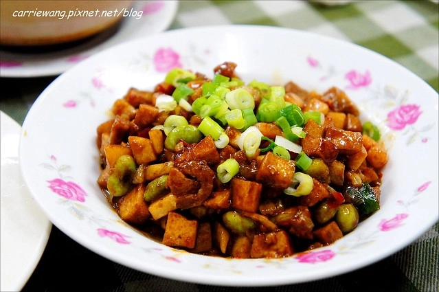 上海顧家飯館：重口味的上海料理，餐點不錯吃，但是盤子應該是可以換一下 @飛天璇的口袋