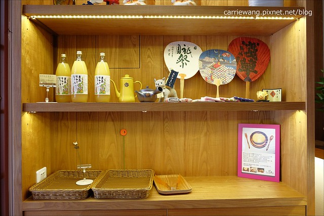 【台中日式餐廳】町家咖啡．Machiya Café。隱藏在市場內的日式咖啡館，刨冰套餐都很好吃，還有手工麵包可以選購 @飛天璇的口袋
