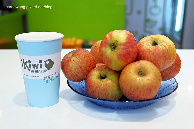 【台中飲品推薦】ikiwi趣味果飲。使用當季新鮮水果，手搖飲料也可以喝的很健康，還有 $29元最優惠的當季好康 @飛天璇的口袋