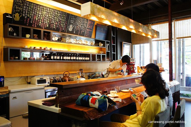 【台中下午茶】Bafa Café。七期豪宅區裡的咖啡館，環境溫馨靜謐，只賣咖啡和甜點，午后品嚐幸福的美味… @飛天璇的口袋