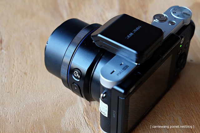 【NX3000相機開箱文】Samsung NX3000相機實測心得，復古旅遊拍照文青機，輕鬆拍出好照片，女性和3C白痴也可以拿的很順手 @飛天璇的口袋