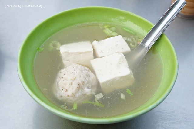 彰化二水｜二水國小炒麵，位於市場內的傳統美食，30個年頭的好味道 @飛天璇的口袋