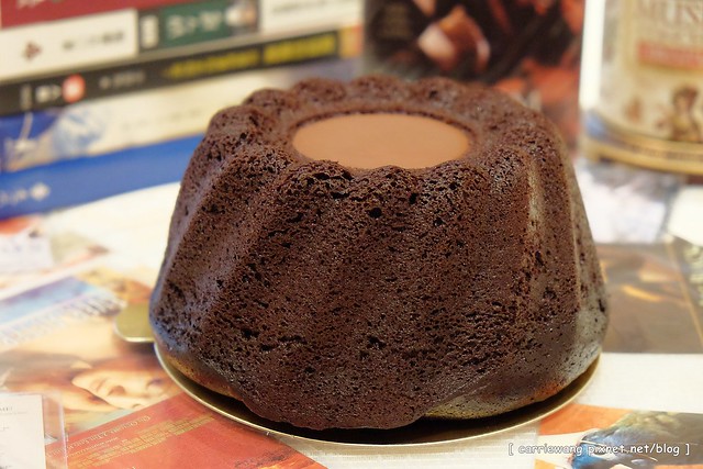【宅配好吃蛋糕推薦】貝克街蛋糕。謎…巧克力蛋糕，吃蛋糕也可以當福爾摩斯，每一口都是真材實料的好味道，甜點控不要錯過了 @飛天璇的口袋