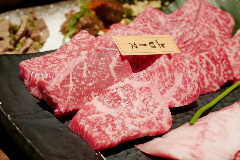 【日本大阪】燒肉一丁@心齋橋本店 ~到日本就是要吃燒肉，大阪超好吃的黑毛和牛，心齋橋道敦堀附近交通方便 @飛天璇的口袋