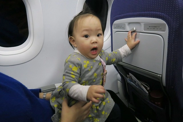 第一次帶寶寶出國自由行應該注意的事項和行前準備，如何幫寶寶辦護照？食衣住行育樂應注意事項(廉價航空全紀錄) @飛天璇的口袋