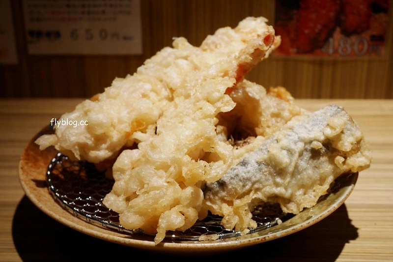 【日本大阪】本町製麵所@堺筋本町~意外發現的美食，超彈牙的烏龍麵，店裡只有一個廚師8個座位 @飛天璇的口袋
