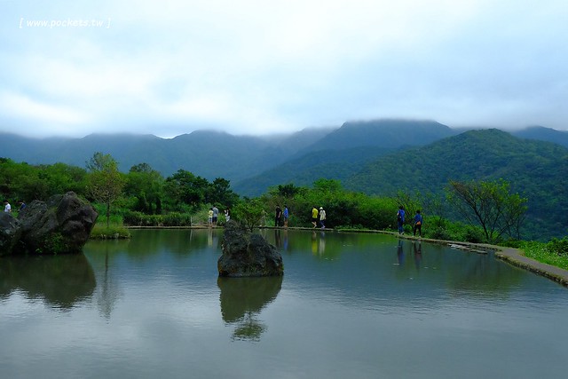 八煙聚落┃台北景點推薦：陽明山的秘密景點，如夢似幻的世外桃源，雲霧裊繞的湖上美景，自然資源非常豐富 @飛天璇的口袋