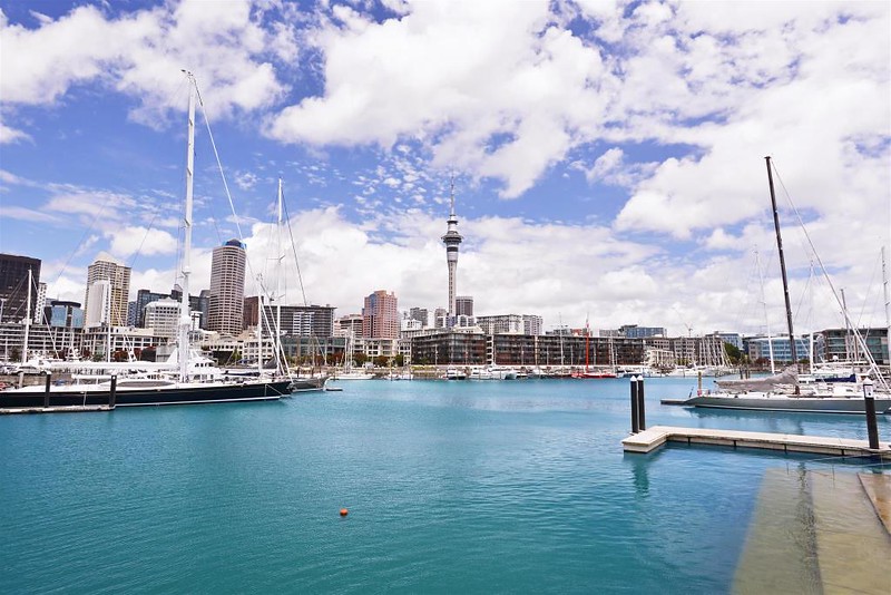 奧克蘭城市飯店．Auckland City Hotel┃奧克蘭住宿推薦：房間備有小廚房，隔壁就是韓國超市，鄰近天空塔、皇后大道和維達港 @飛天璇的口袋
