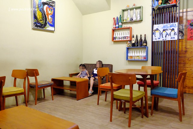 喬巴咖啡．CHOPPER CAFE┃台中東勢美食：簡單小巧的空間，以單品咖啡為主，老闆對咖啡解說很詳細(同場加映：東勢林業園區荷花季) @飛天璇的口袋