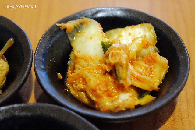 金美子純正韓式料理：有台中少見的馬鈴薯鍋，餐點平價選擇性多 @飛天璇的口袋