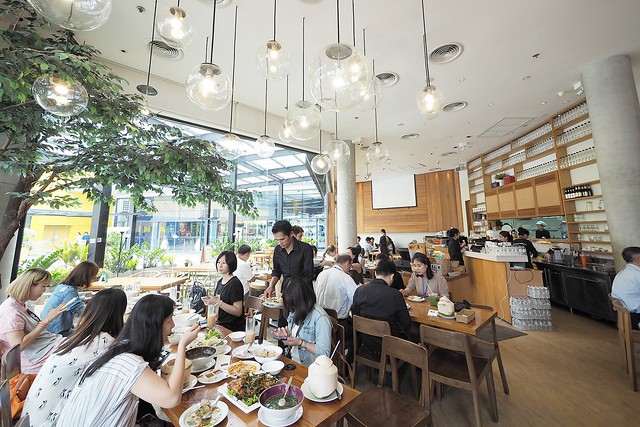 泰國曼谷｜BAAN YING Cafe &#038; Meal．曼谷連鎖創意料理餐廳，餐點平價美味適合聚餐 @飛天璇的口袋
