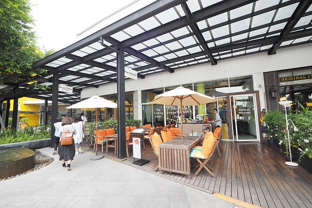 BAAN YING Cafe &#038; Meal ┃曼谷美食推薦：泰國連鎖創意料理餐廳，餐點平價美味，很多台灣人到曼谷必吃的餐廳 @飛天璇的口袋