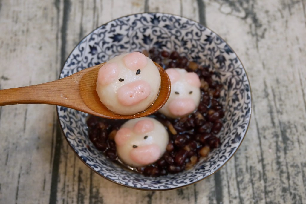 可愛的小豬湯圓DIY做法｜冬至、元宵節就該全家一起吃湯圓，「小豬湯圓食譜」享受親子樂趣 @飛天璇的口袋