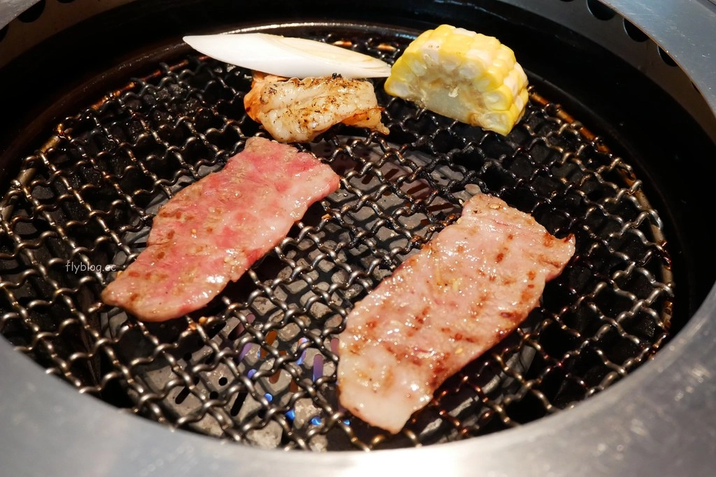 【日本京都】敘敘苑~京都也吃的到高級燒肉敘敘苑，位於四條市中心商業午餐更超值 @飛天璇的口袋