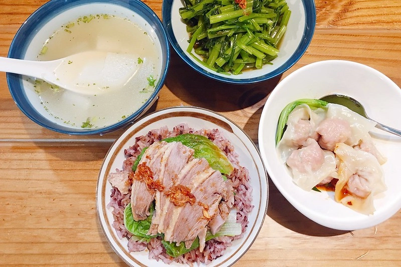 台中北區｜東沐食在．台中文青風格的鴨肉飯，第一屆台灣500碗認證 @飛天璇的口袋