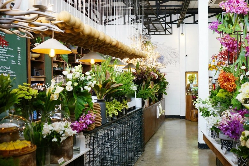 【泰國清邁】Woo Cafe~清邁結合餐廳、花藝、藝廊和生活雜貨的咖啡館，環境漂亮好拍，餐點好吃有質感 @飛天璇的口袋