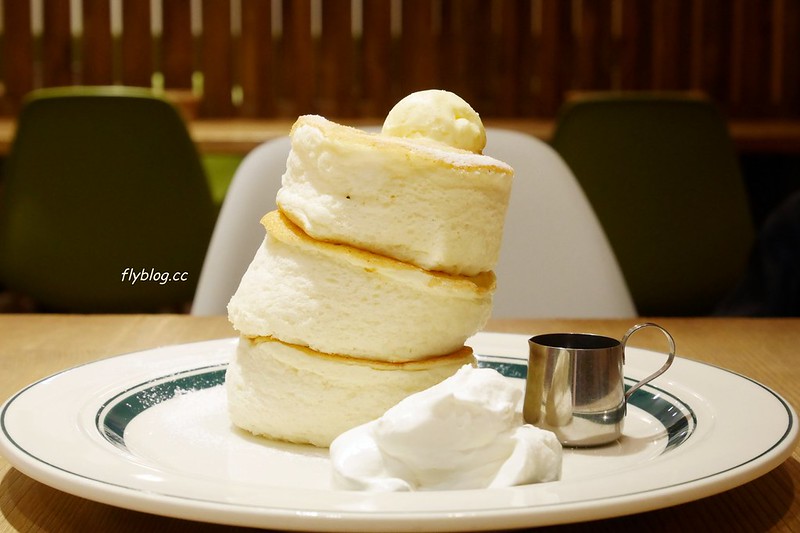 【日本京都】Gram Cafe &#038; pancakes~一天只限定三個時段，一個時段只限量20份，大阪超人氣鬆餅京都也吃的到 @飛天璇的口袋