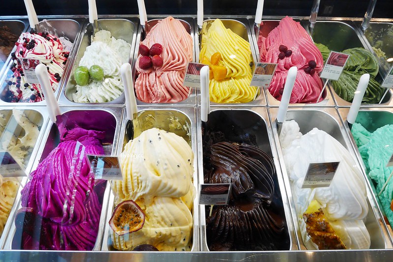 Vito義式冰淇淋┃台中南屯：來自日本福岡的冰淇淋專賣店，主打新鮮水果口味，超好拍的網美打卡牆 @飛天璇的口袋