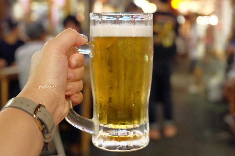 國際通屋台村┃沖繩美食：超過20家居酒屋任你選擇，在沖繩也可以體驗在地路邊喝酒文化 @飛天璇的口袋