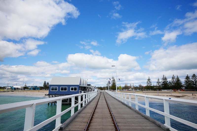 澳洲珀斯｜Busselton Jetty 巴瑟爾頓碼頭，尋找電影中神隱少女水上列車，南半球最長的木棧長堤 @飛天璇的口袋