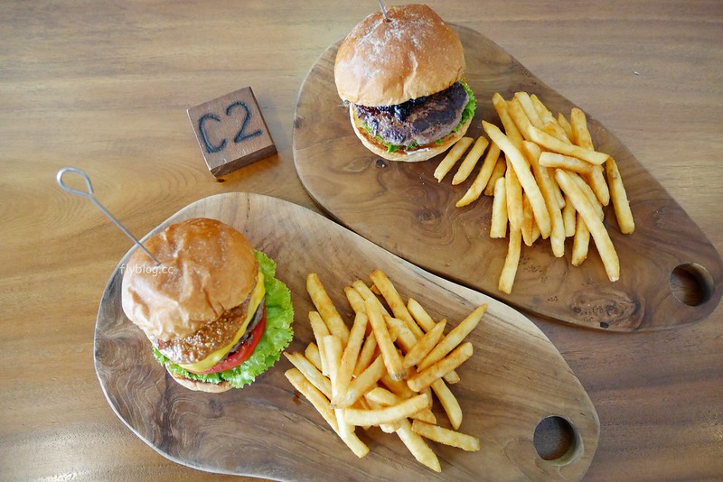 初心漢堡 Stay Gold：從餐車到實體店面，用心好吃的手作漢堡 @飛天璇的口袋