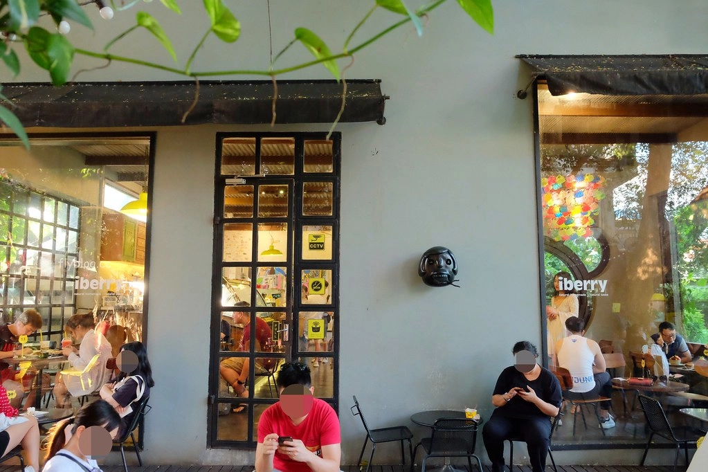 【泰國清邁】iberry Garden Chiang Mai~清邁超人氣冰淇淋專賣店，結合美食與潮牌等流行元素，好吃又好拍的尼曼區超級景點 @飛天璇的口袋