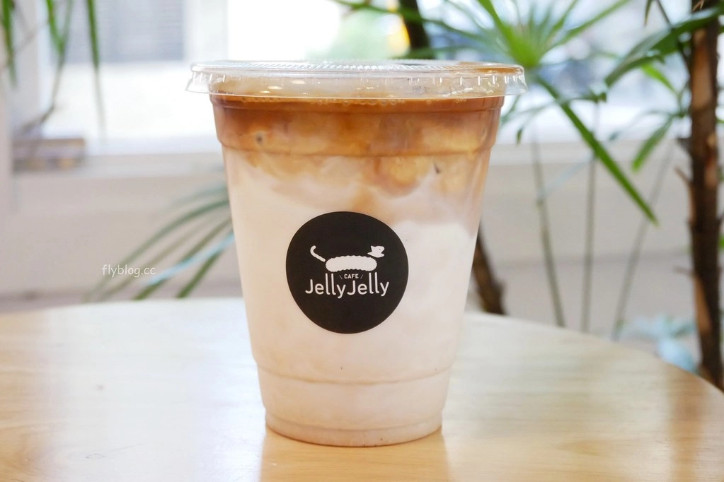 【台北中正】Jelly Jelly慢工烘焙，純白建築IG超夯打卡店Jelly Jelly，網路熱門甜點店轉實體店家 @飛天璇的口袋