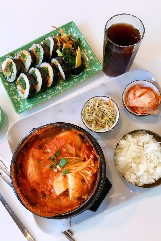 【台中西區】首爾飯桌~首爾的早晨新品牌「首爾飯桌」，主打韓式飯捲、鍋物和泡麵 @飛天璇的口袋