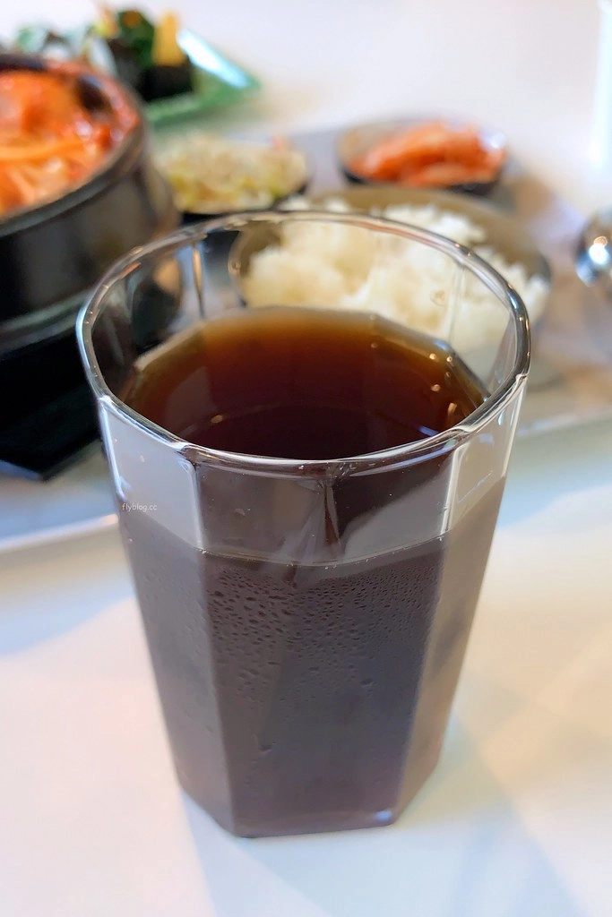 【台中西區】首爾飯桌~首爾的早晨新品牌「首爾飯桌」，主打韓式飯捲、鍋物和泡麵 @飛天璇的口袋