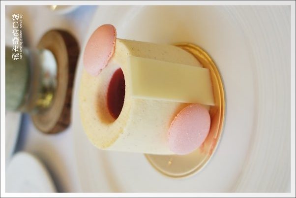 【台中蛋糕甜點】歐貝納法式甜點．La Chouette Pâtisserie。怎麼一個貴字了得… @飛天璇的口袋